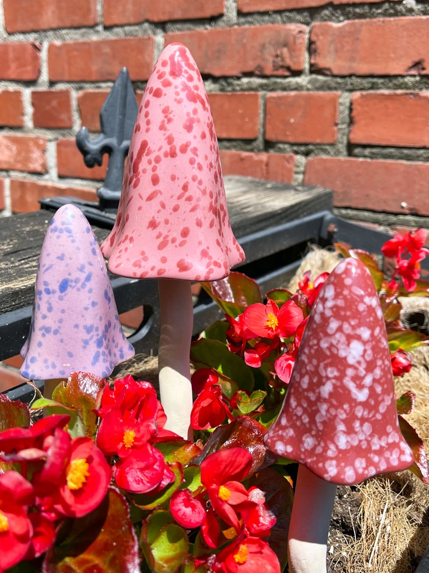 Potting Shed Tinkling Toadstool Sculptures, Set Of 3 - Image 2